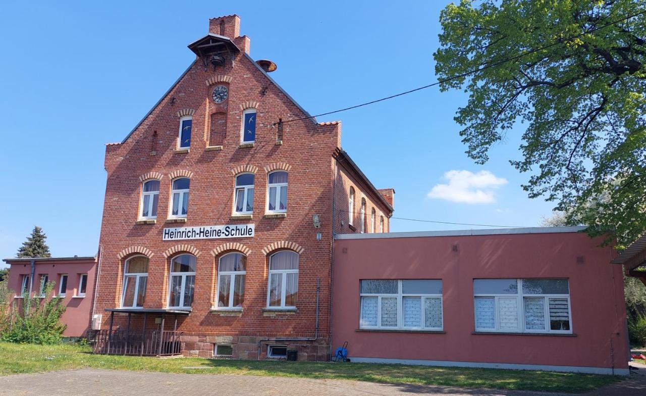 Gaestehaus Heinrich Heine Schule Bad Dürrenberg 外观 照片