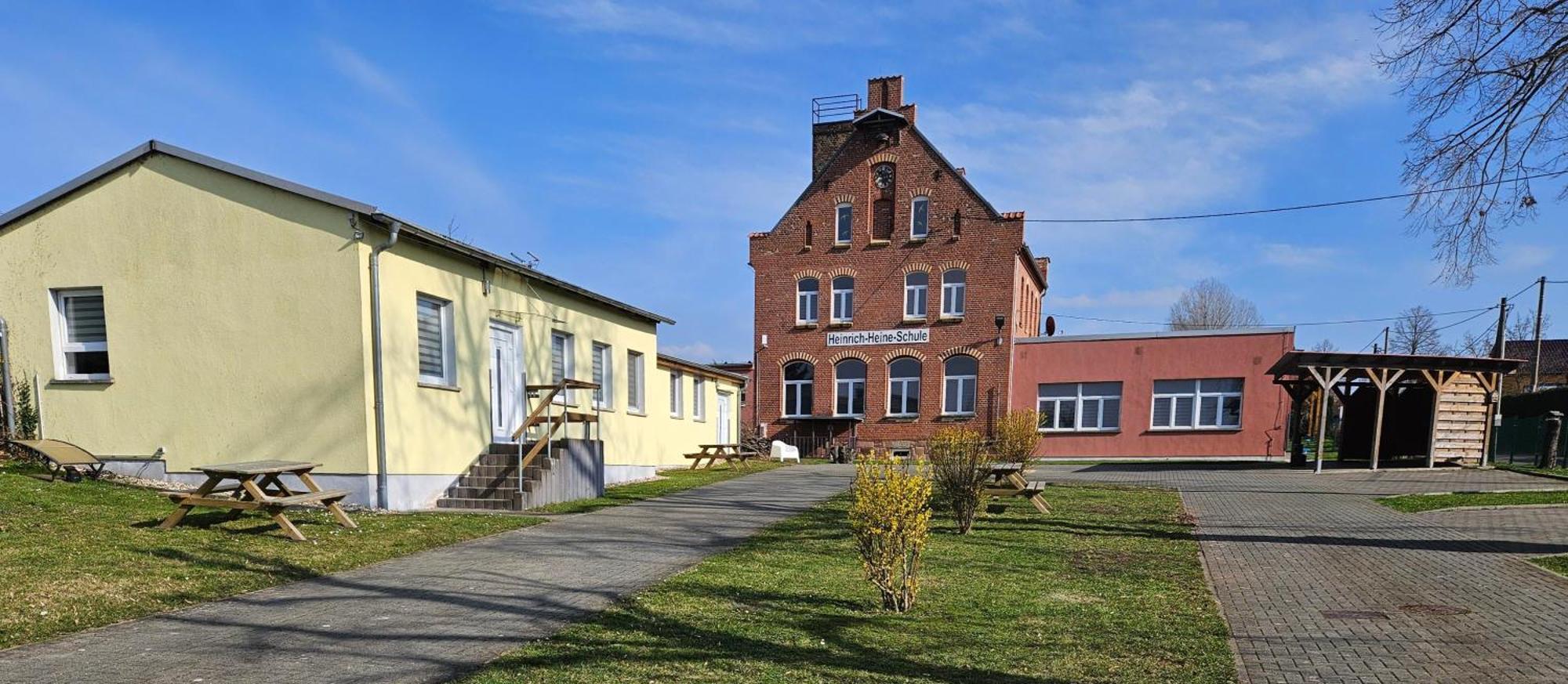Gaestehaus Heinrich Heine Schule Bad Dürrenberg 外观 照片