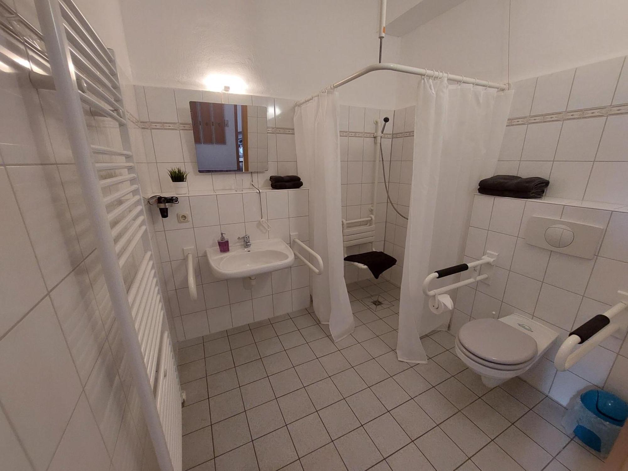 Gaestehaus Heinrich Heine Schule Bad Dürrenberg 外观 照片